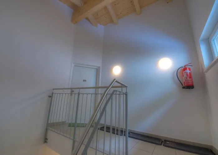 卡普伦租赁克兹坦布里克公寓 *